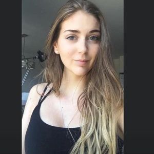 Meet your Posher, Bénédicte